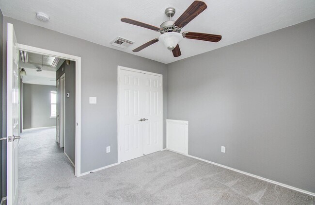 Building Photo - 14034 Chelseahurst Ln
