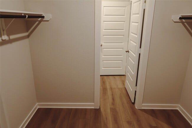 Building Photo - 8606 Blueberry Ash St