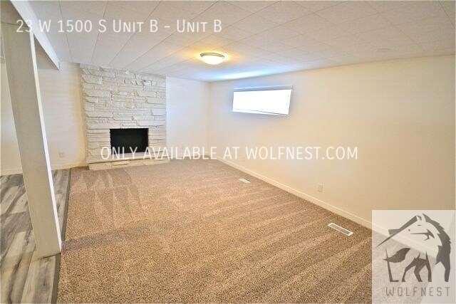 Building Photo - No Security Deposit Option! Incredible 3 B...