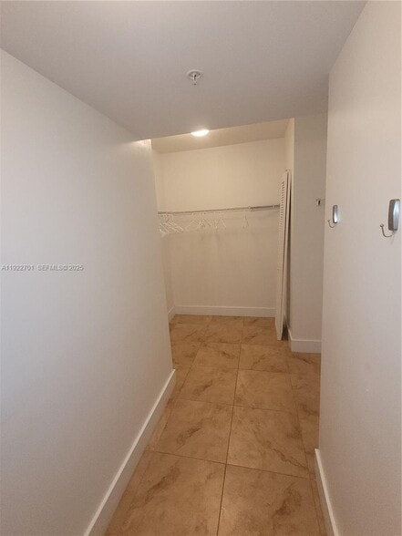 Building Photo - 41 SE 5th St