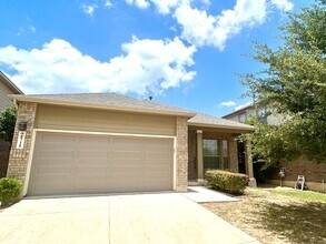 Building Photo - **APPLICATION RECEIVED** Modern Home with Fenced Backyard, Community Pool & Playground!