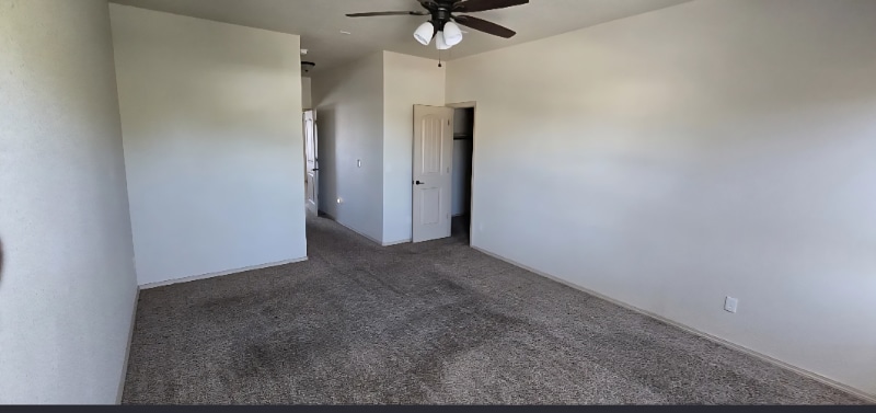 Building Photo - 13844 Hollywood