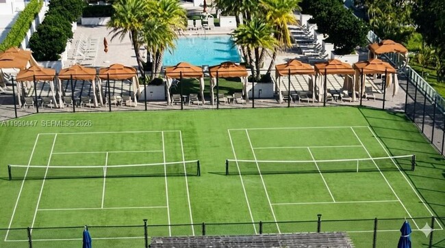 Building Photo - 2851 NE 183rd St