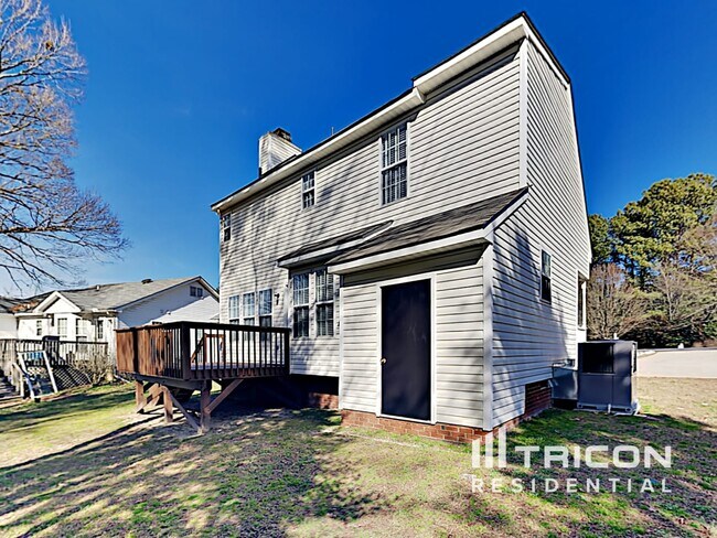 Building Photo - 2113 Ruddy Rd