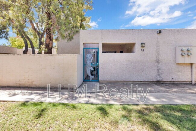 Building Photo - 930 S Dobson Rd