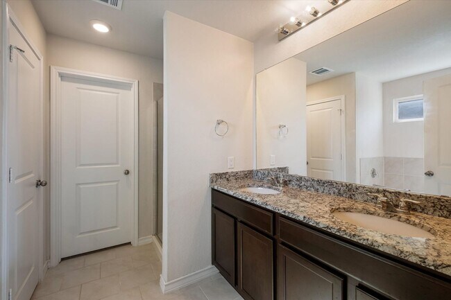 Building Photo - *Move In Special: Half off February 2026 Rent, If moved in by January*