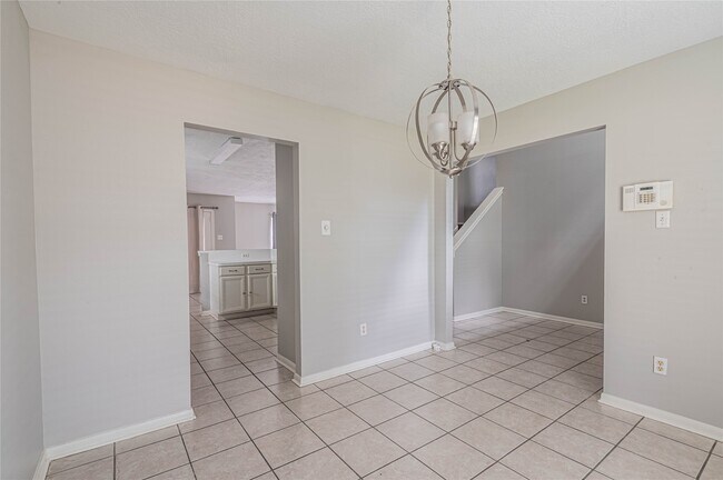 Building Photo - 5134 Cotter Ln