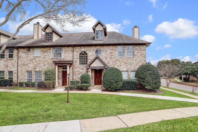 Primary Photo - 2102 Gemini St