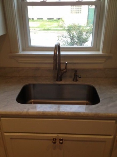 Marble countertops - 7464 Benjamin St