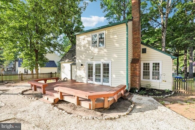 Building Photo - 15465 Golf Club Dr