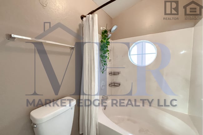 Building Photo - 3Bed/3Bath Home at Cave Creek/Greenway Rd!...
