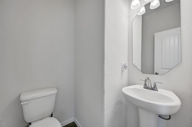 Building Photo - 6846 Termino Ln