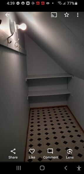 Building Photo - 4516 N Kenneth Ave