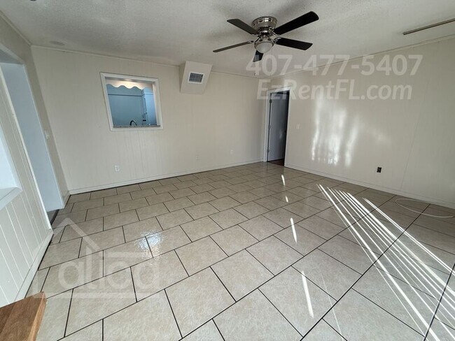 Building Photo - 6240 Bolling Dr