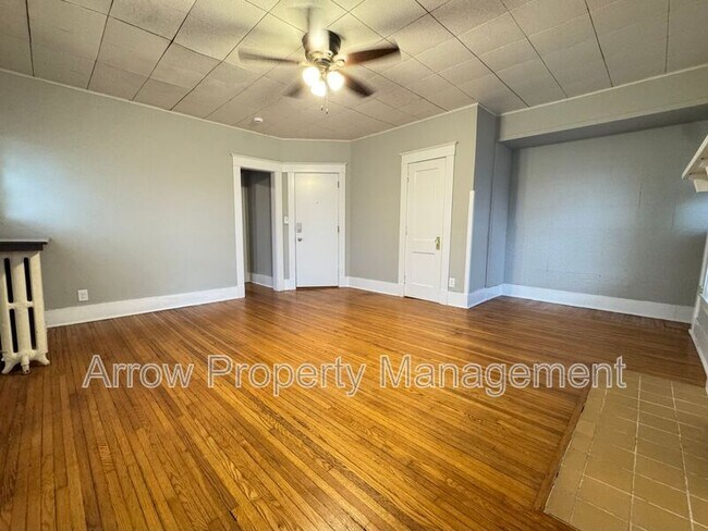 Building Photo - 1801 E Street