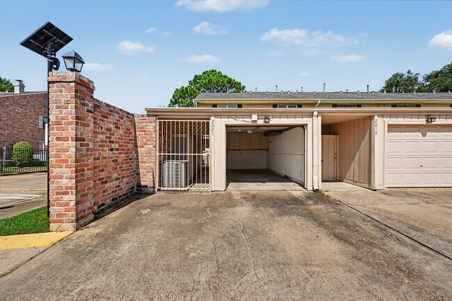 Building Photo - 2021 Winrock Blvd
