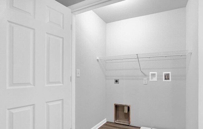 Building Photo - 2422 Lehman St