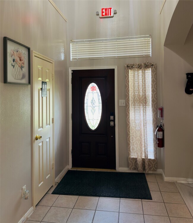 Building Photo - 5407 Masonglen Ct