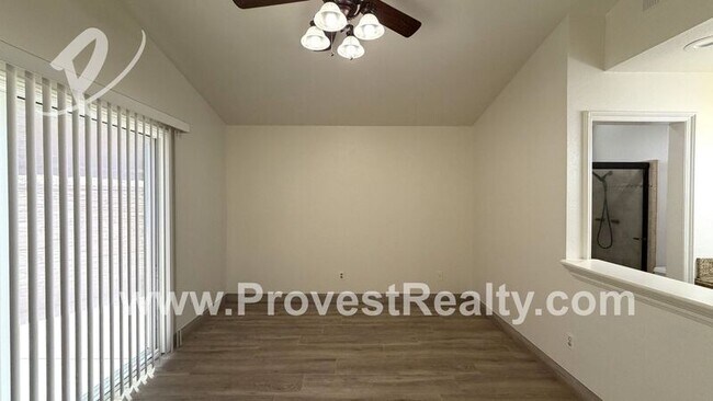 Building Photo - 13675 Ruby Cir