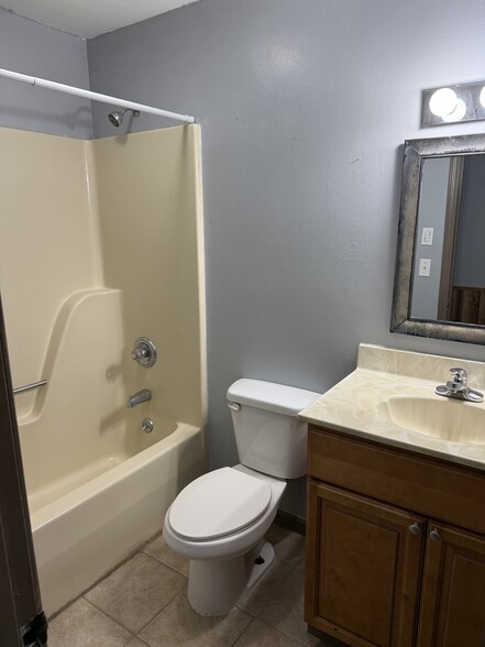 Building Photo - 111 Ada