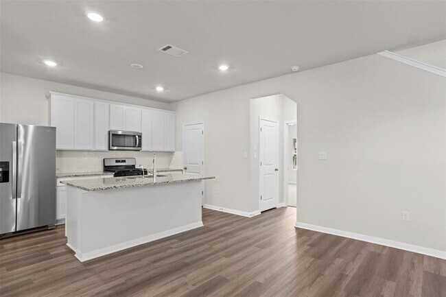 Building Photo - 109 Zinnia Ln