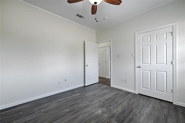 Building Photo - 752 Trails End Cir