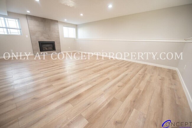 Building Photo - 3733 S 5080 W