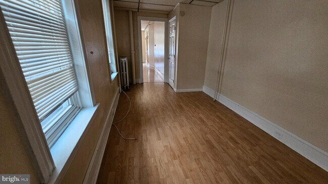 Building Photo - 1337 Muhlenberg St