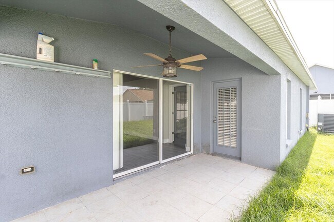 Building Photo - Spacious Renovated 4-Bedroom Home in Land O’ Lakes Near Veterans Expressway