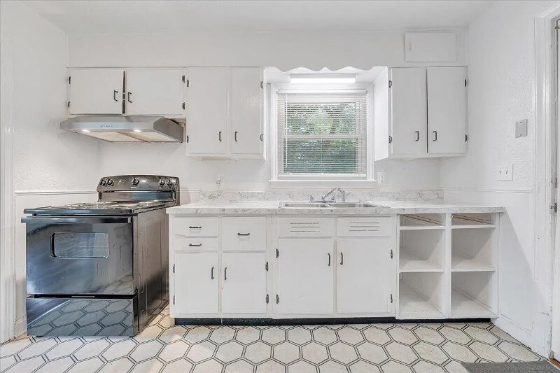 Building Photo - 1218 Grayson Ave NW