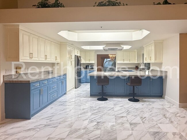 Building Photo - 4204 Explorer Ct