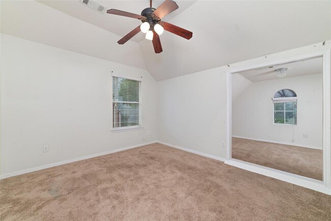 Building Photo - 10711 Castle Hills Ct