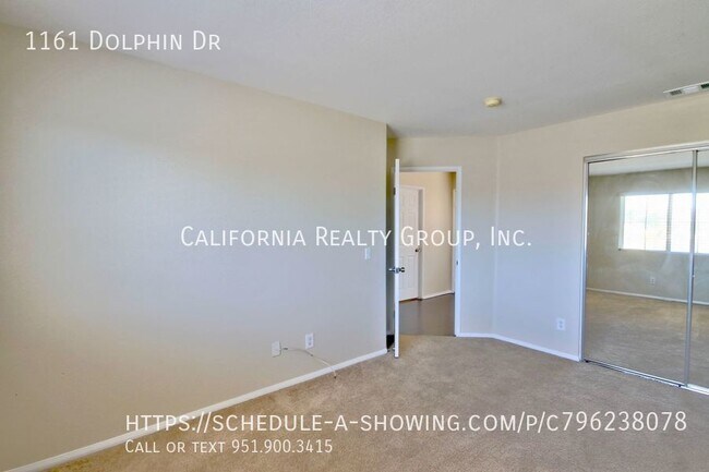 Building Photo - 1161 Dolphin Dr