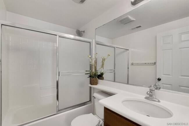 Building Photo - 2268 Lattice Ln