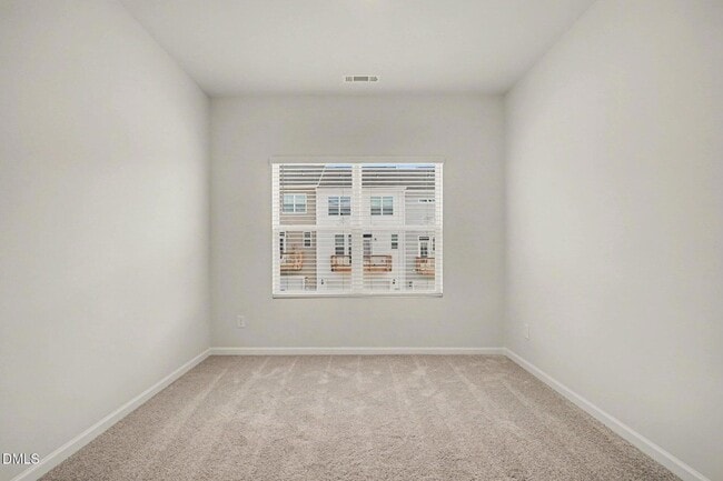 Building Photo - 140 Silver Fir Ln