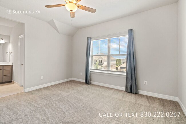 Building Photo - 29003 Throssel Ln