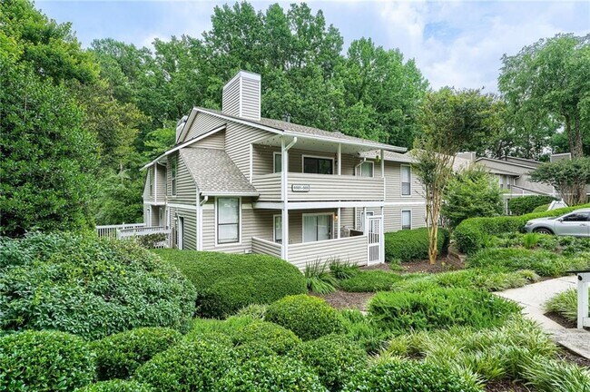 Building Photo - 504 Wynnes Ridge Cir SE
