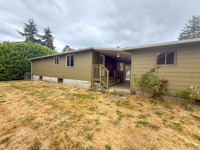 Building Photo - 2bd/1.75ba Lynnwood Home