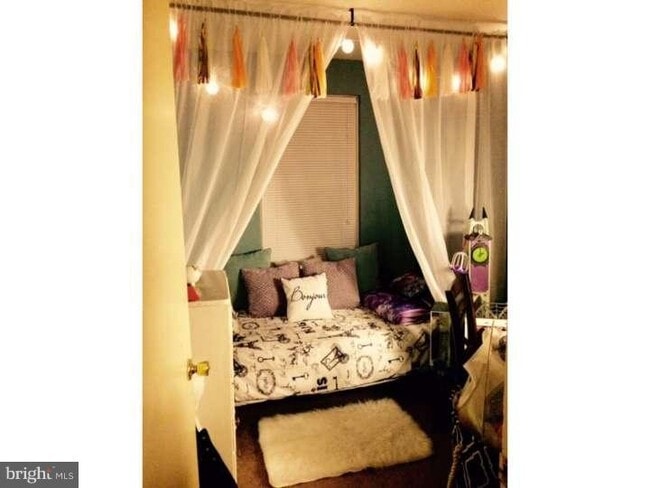 Building Photo - 12044 Abby Rd