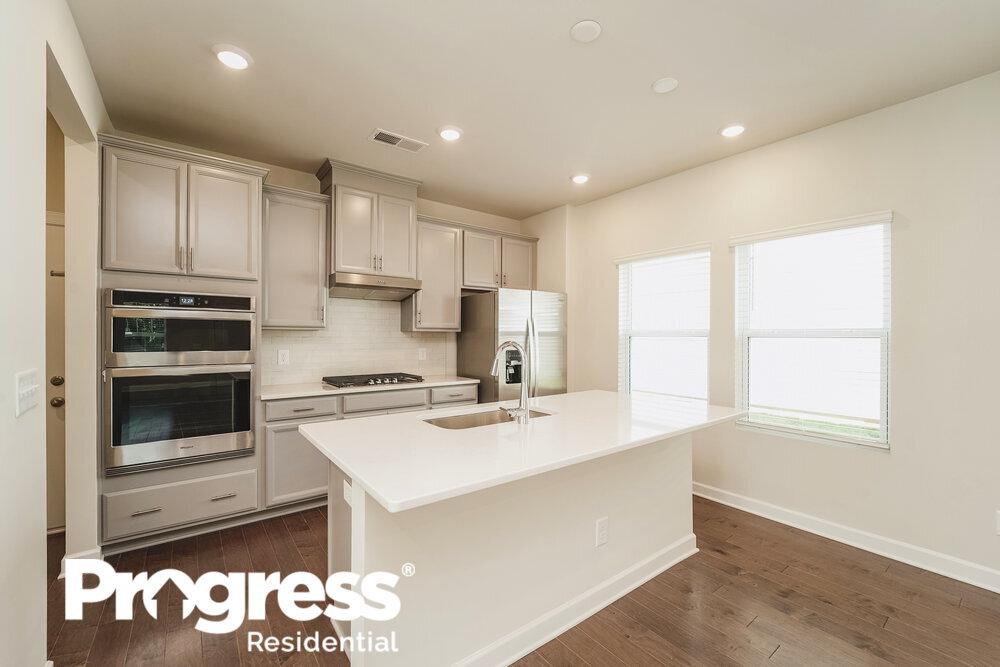 Building Photo - 14220 Laughing Gull Dr