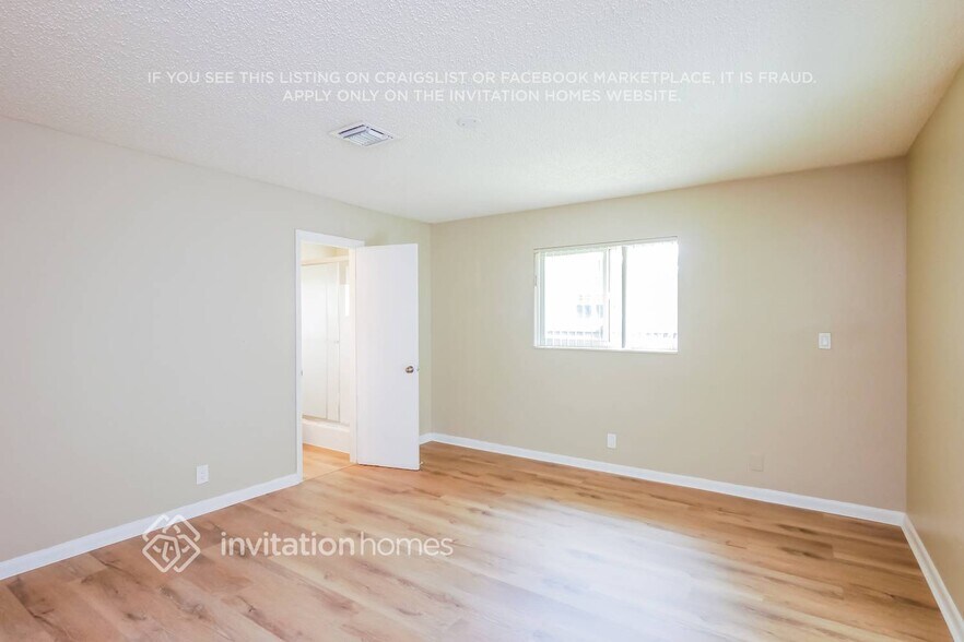 Building Photo - 162 SW 52nd Terrace