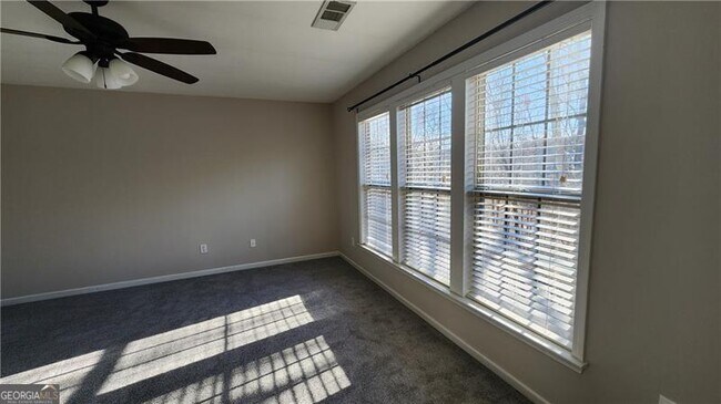 Building Photo - 3330 Ridgefair Dr