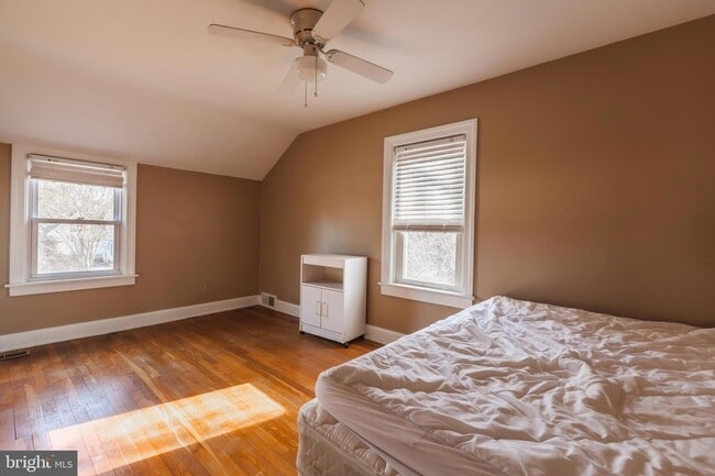 Building Photo - 23 Sunset Rd