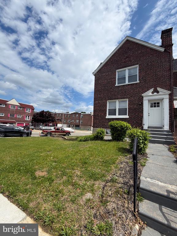 Building Photo - 7925 Cedarbrook Ave