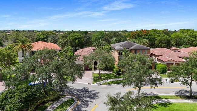 Building Photo - 12520 NW 79th Manor