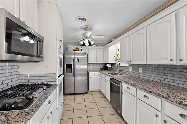 Building Photo - 2728 Ridgeview Ln