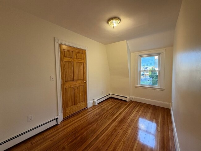 Building Photo - 55 Scammell St