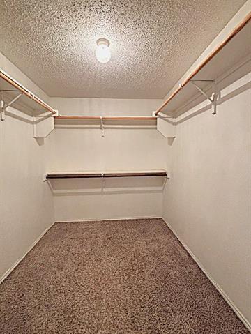 Building Photo - 9805 Nixon Dr