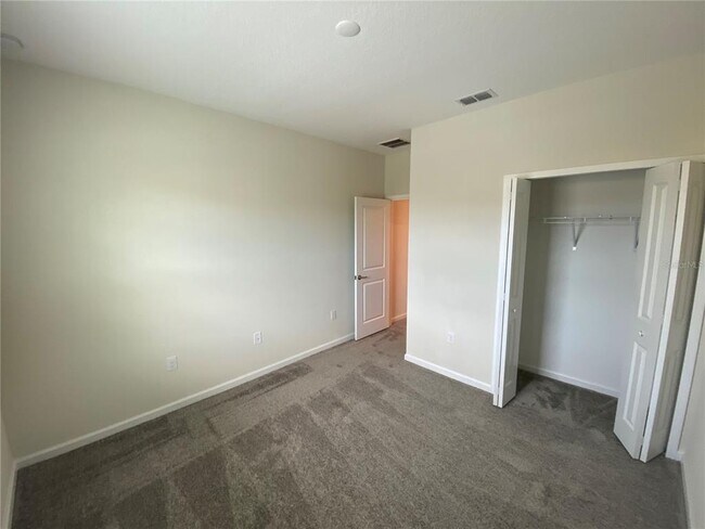 Building Photo - 9360 Tecumseh Dr