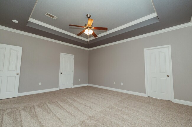 Building Photo - 406 Pendo Pl